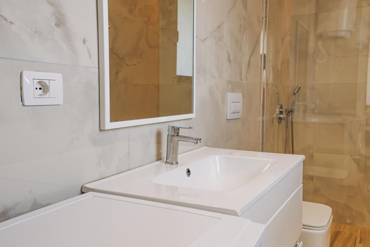 Jd Luxury Apartments Vlorë Εξωτερικό φωτογραφία