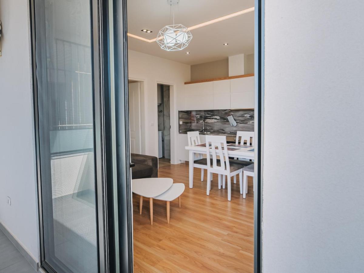 Jd Luxury Apartments Vlorë Εξωτερικό φωτογραφία